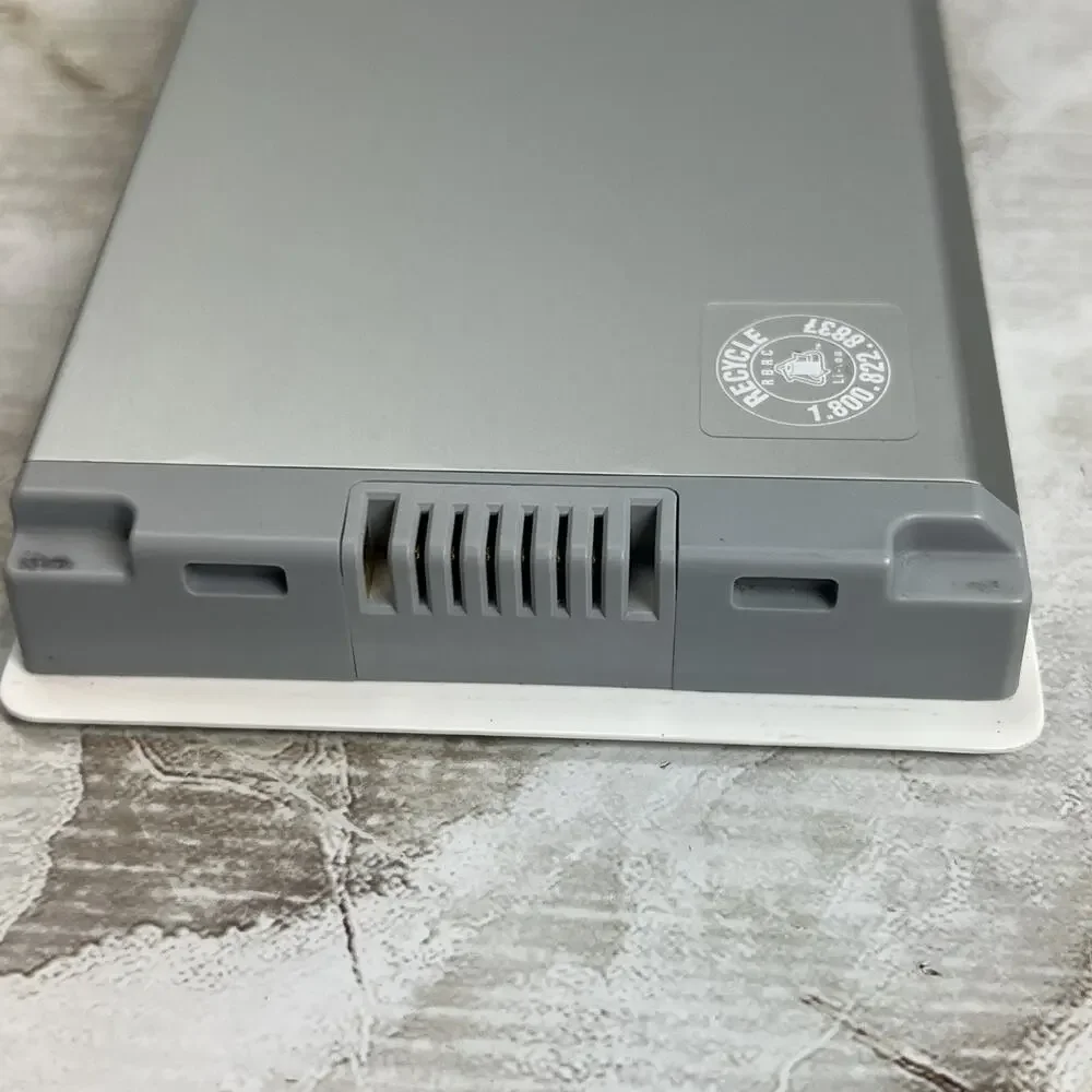 MacBook Rechargeable Battery A1185 Apple OEM UNTESTED - FOR PARTS or REPAIR